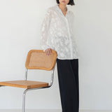 Cocoon Shirt in Floral Appliqué in White - Esse - XS - 