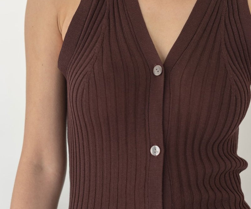 V - Neck Knit Vest in Mocha - Esse - S - 